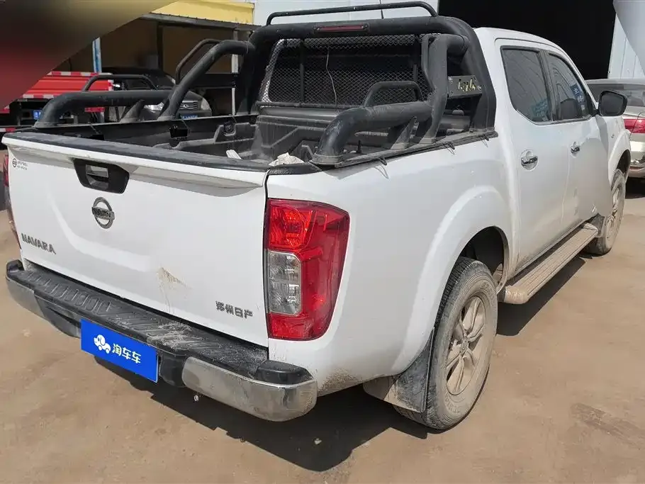 Nissan Navara 2021 из CN, фото 4
