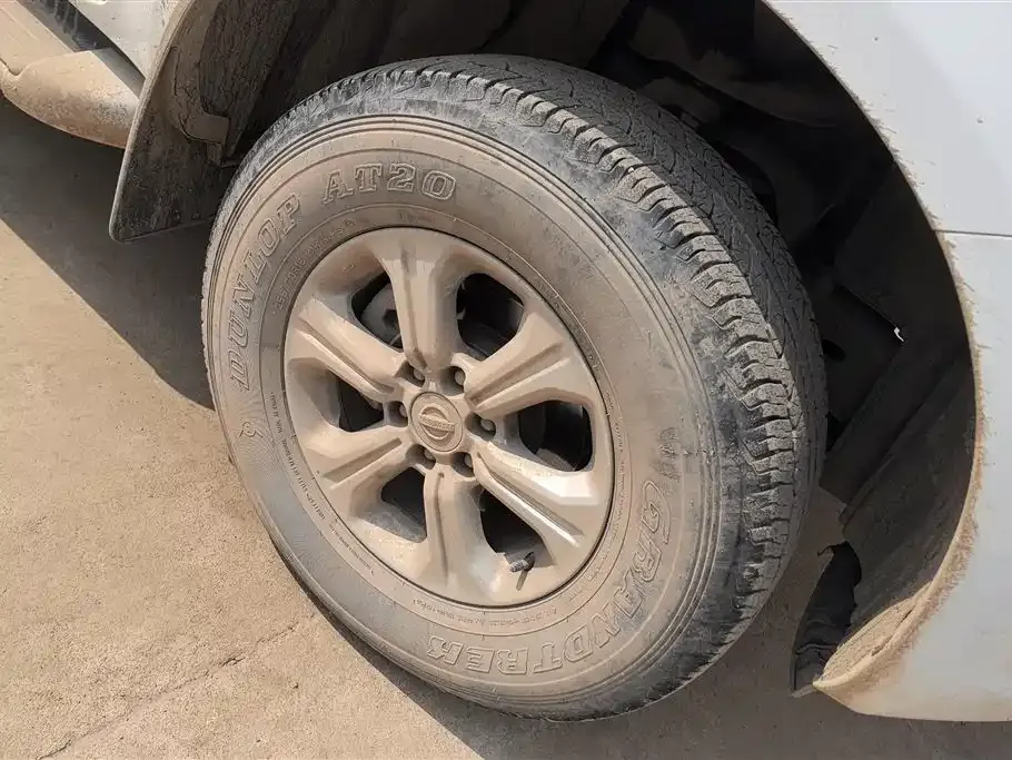Nissan Navara 2021 из CN, фото 9