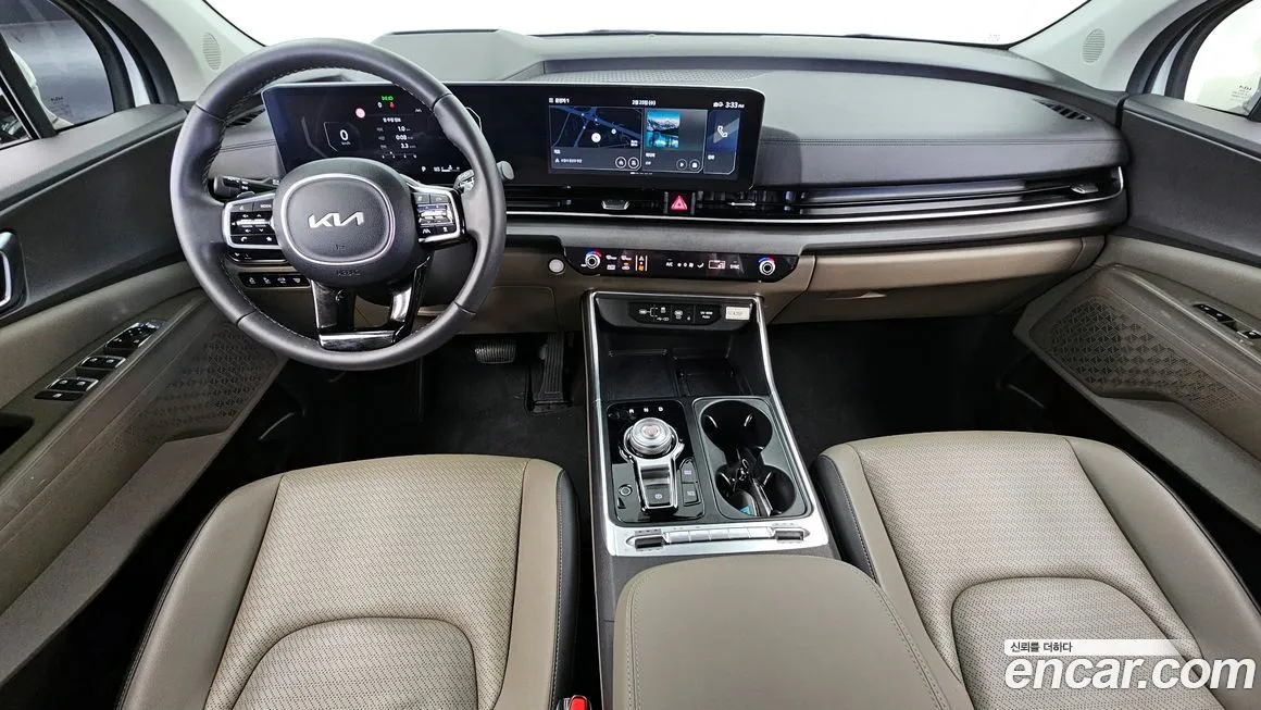 Kia Carnival — фото 10
