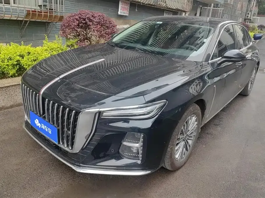 Hongqi H5 — фото 1