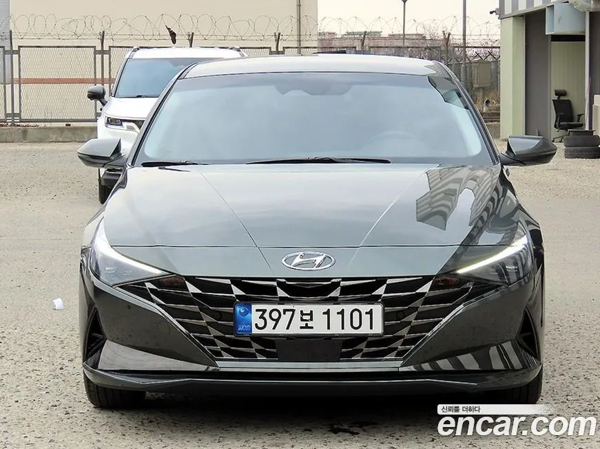 Hyundai AVANTE — фото 8