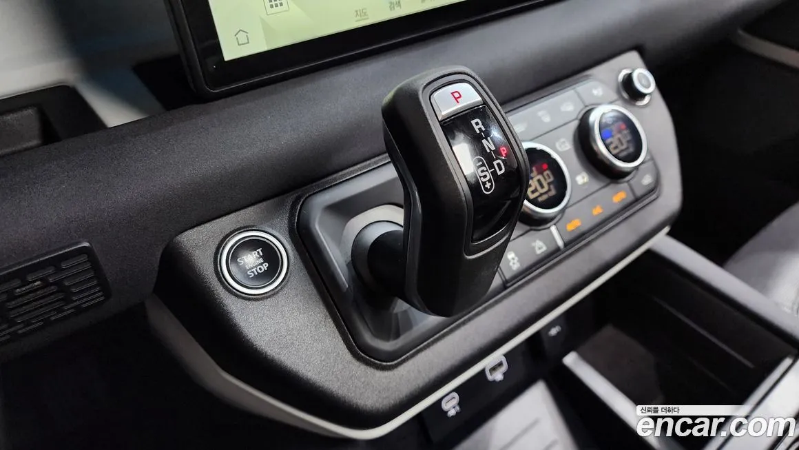 Land Rover Defender 2023 из KR, фото 8
