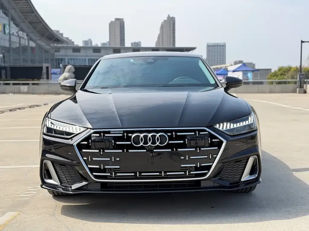 Audi A7L 2025 из CN, фото 1