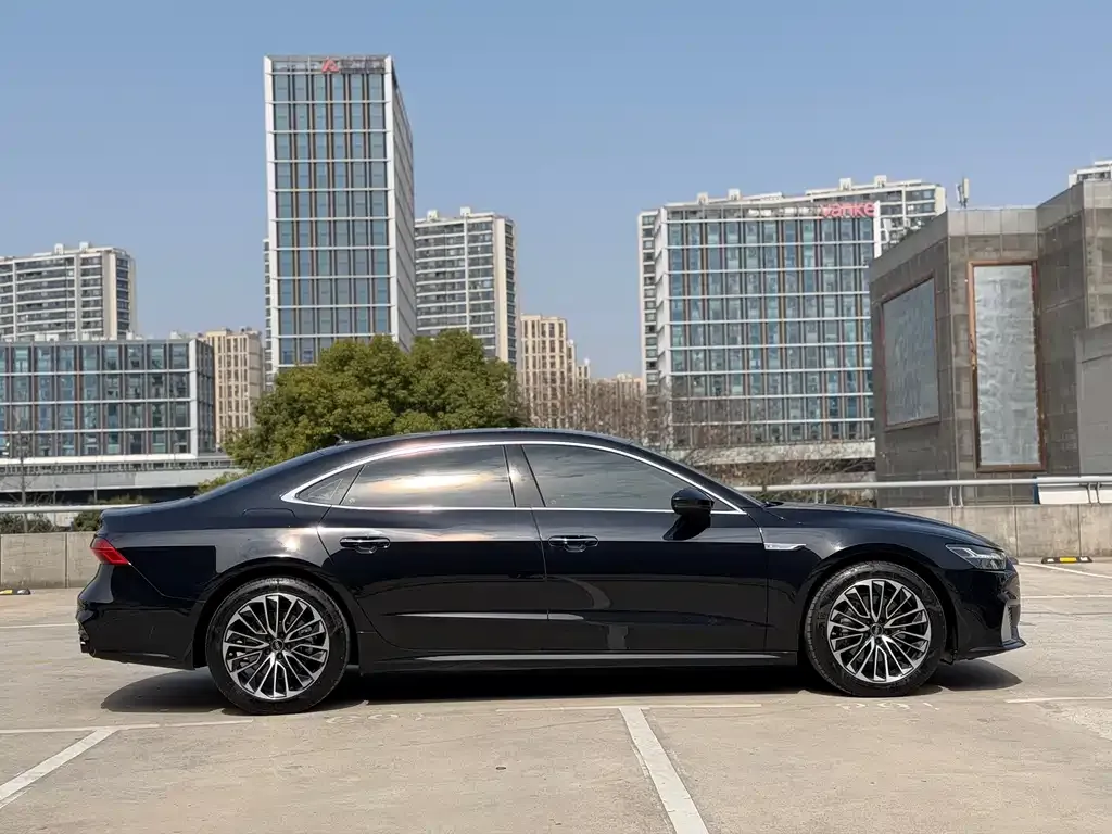 Audi A7L 2025 из CN, фото 3