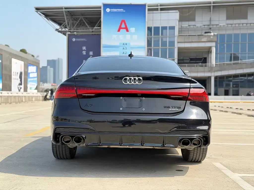 Audi A7L 2025 из CN, фото 5
