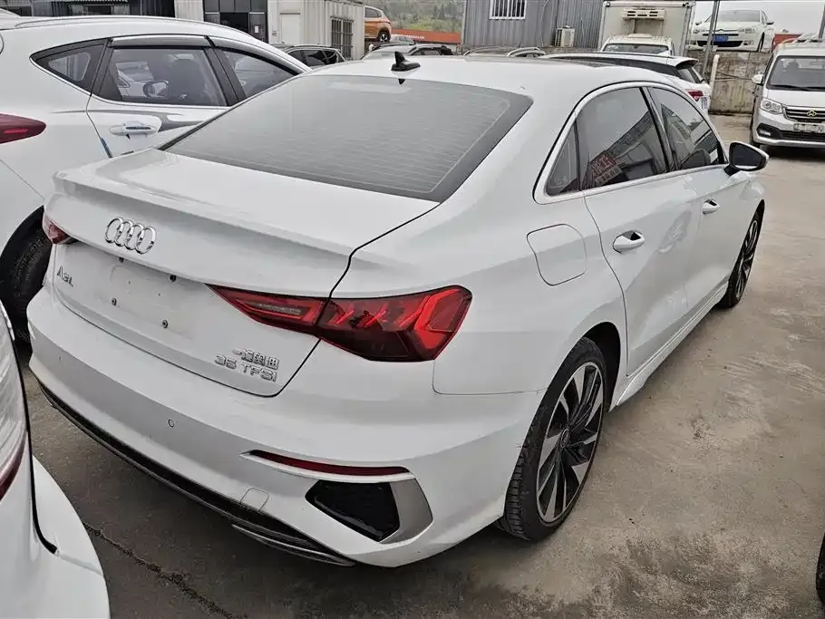 Audi A3 2023 из CN, фото 7