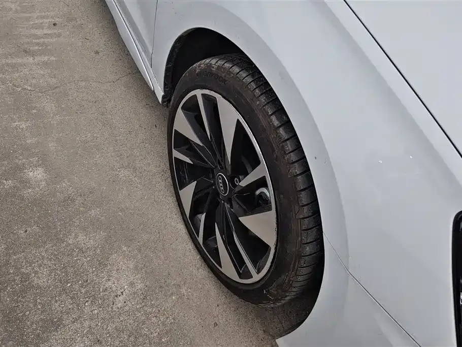 Audi A3 2023 из CN, фото 9