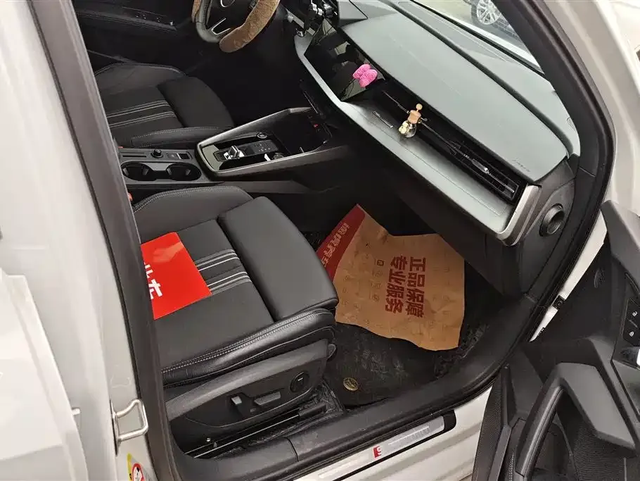 Audi A3 2023 из CN, фото 4
