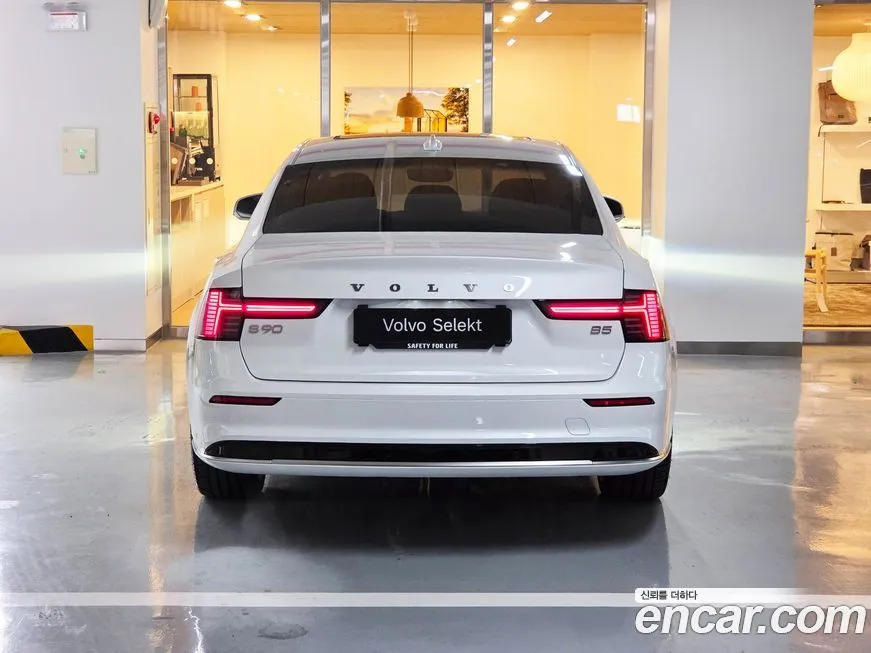 Volvo S90 2026 из KR, фото 4