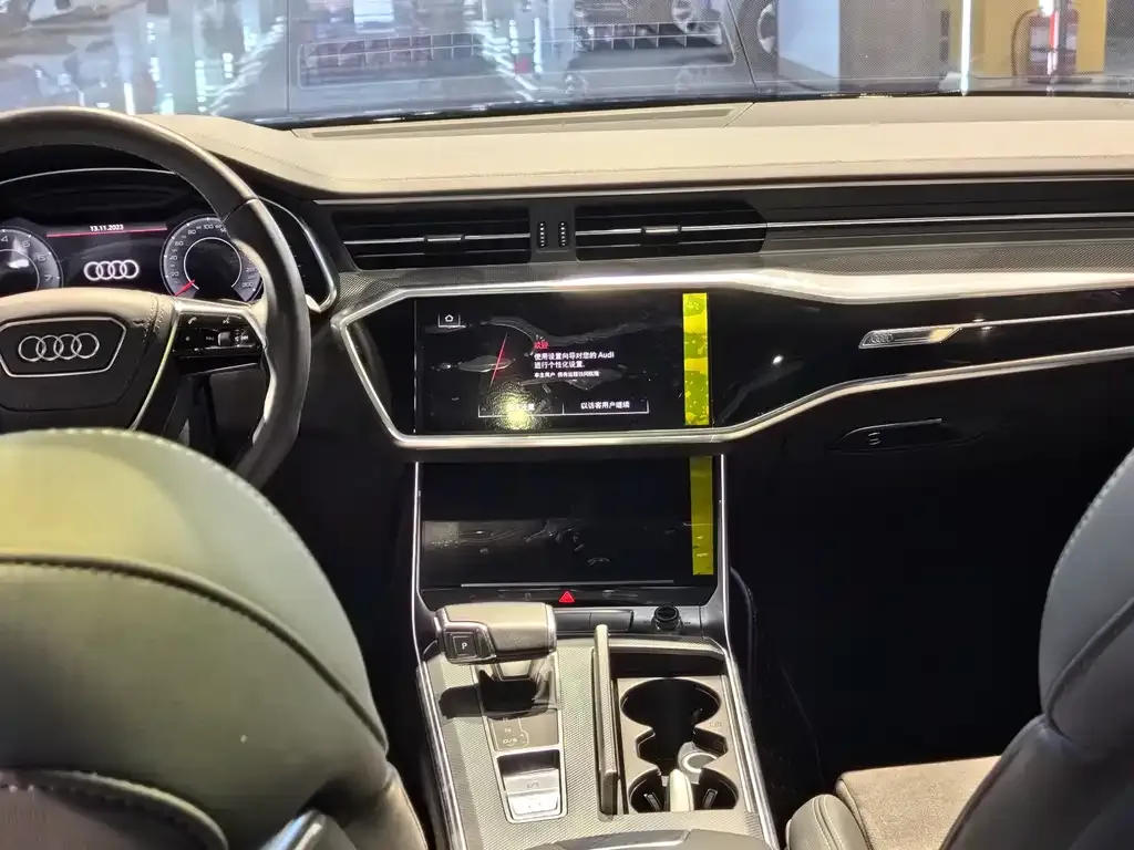Audi A6L 2023 из CN, фото 6
