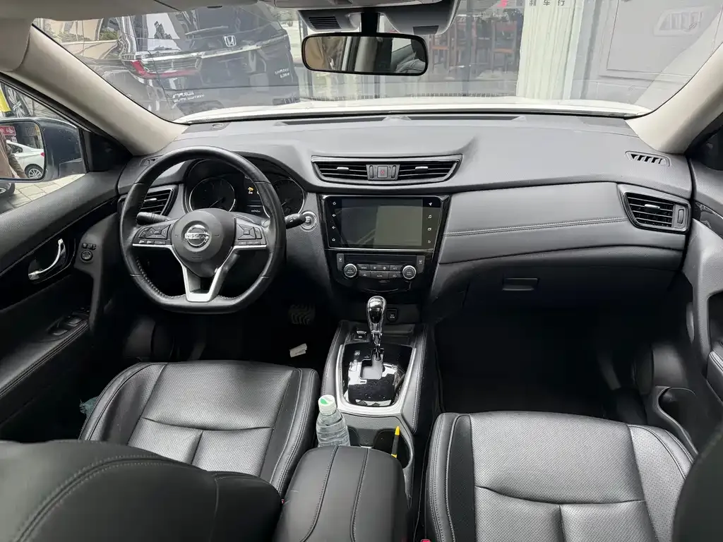 Nissan X-Trail 2024 из CN, фото 4