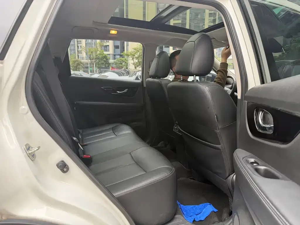 Nissan X-Trail 2024 из CN, фото 3