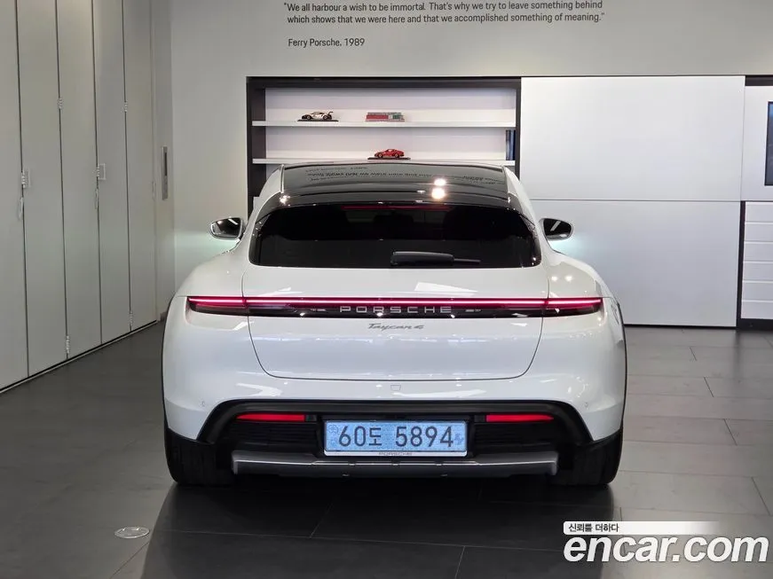 Porsche Taycan 2025 из KR, фото 3