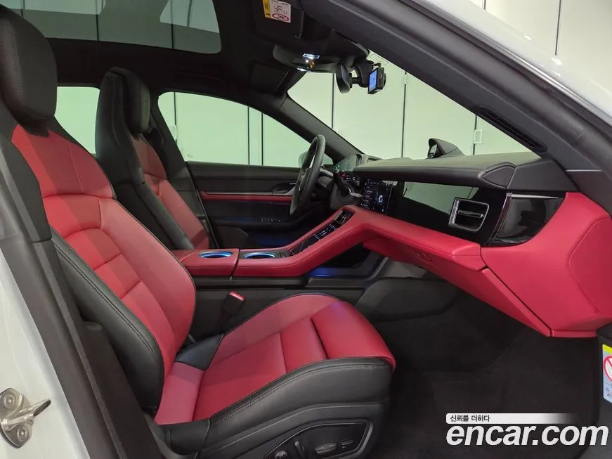 Porsche Taycan 2025 из KR, фото 8