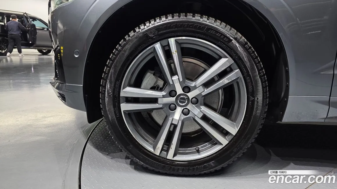 Volvo XC60 2021 из KR, фото 8