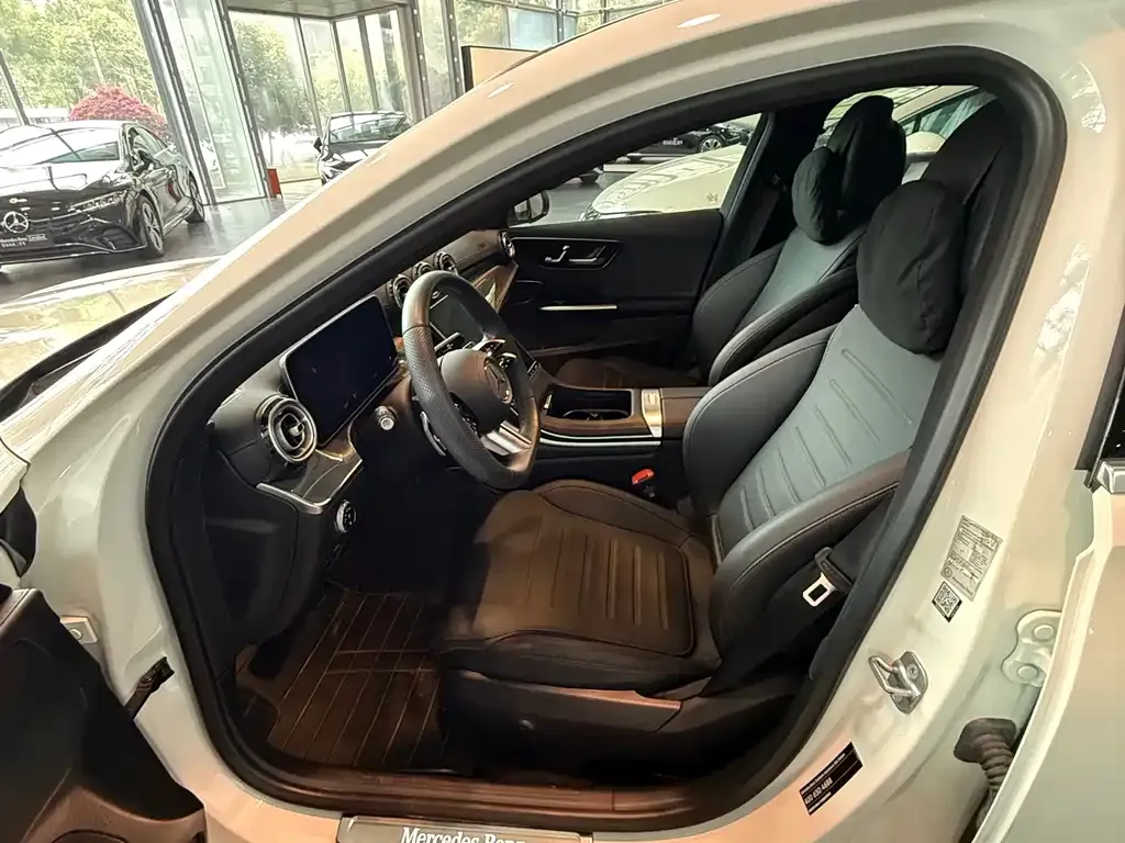 Mercedes-Benz C-Class 2024 из CN, фото 4