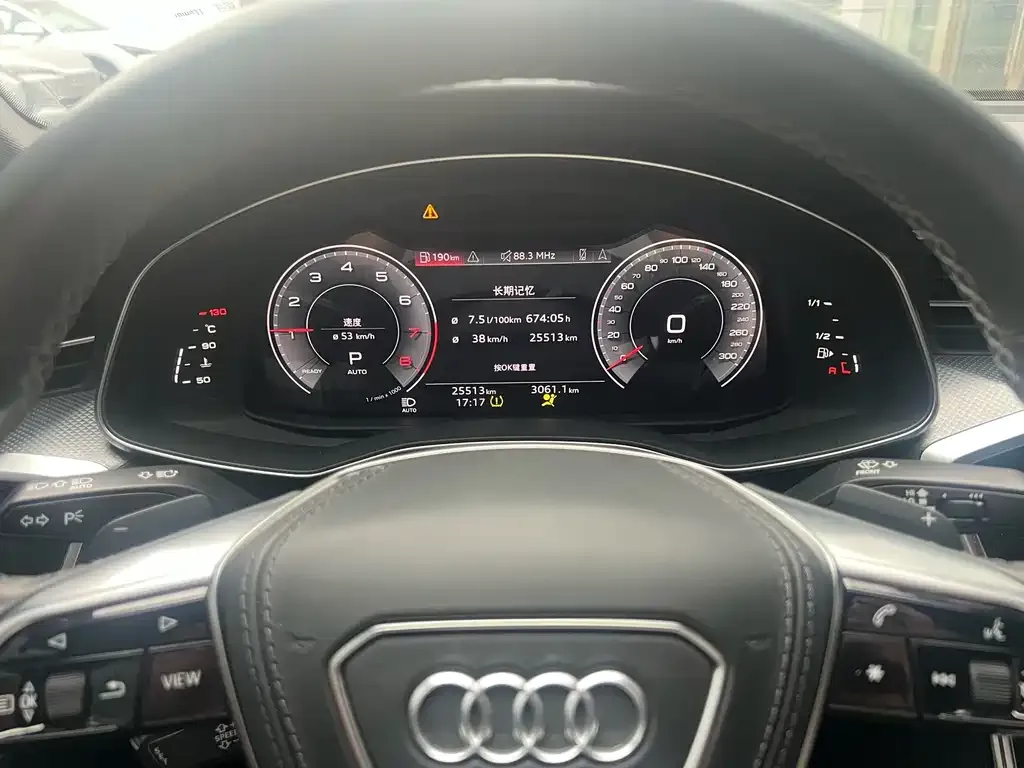 Audi A6L 2023 из CN, фото 5