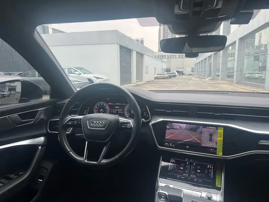 Audi A6L 2023 из CN, фото 3