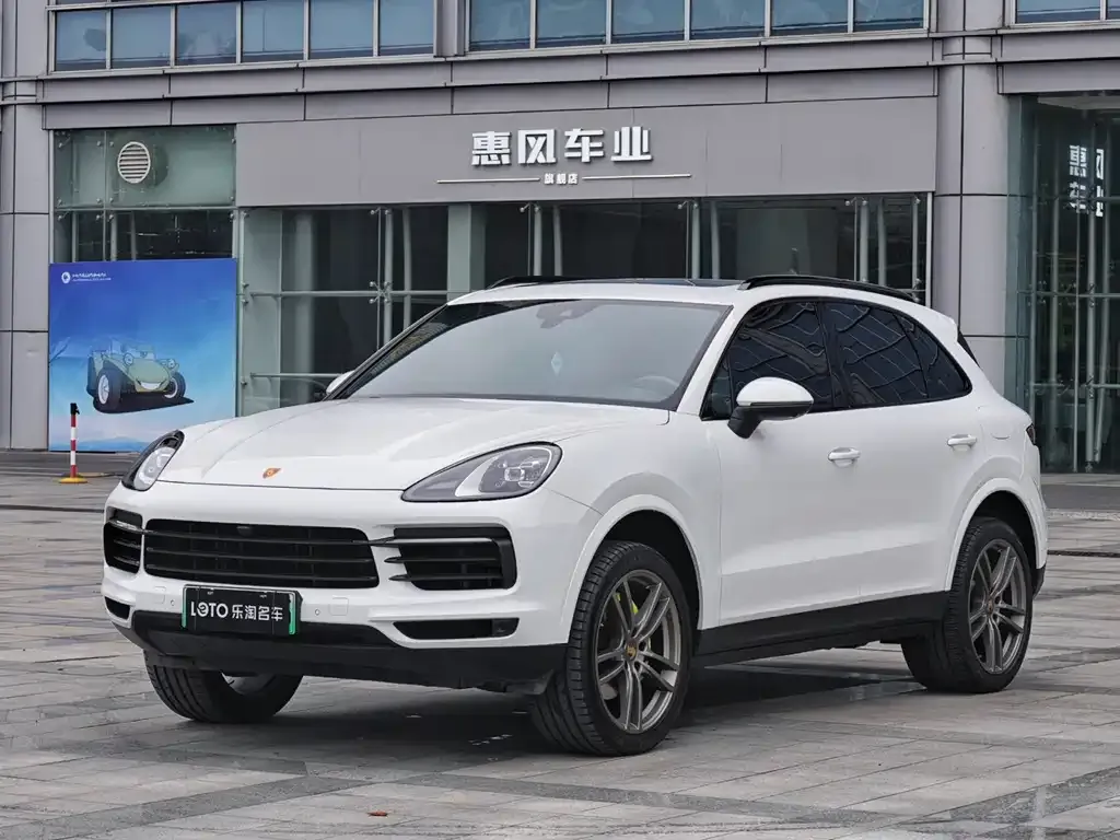 Porsche Cayenne Hybrid — фото 1