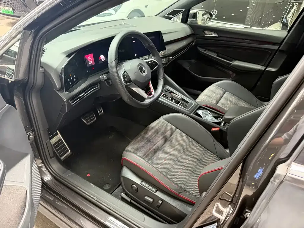 Volkswagen Golf GTI 2022 из CN, фото 8