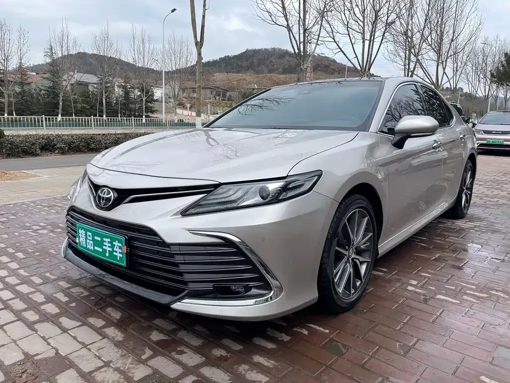 Toyota Camry 2022 из CN, фото 1