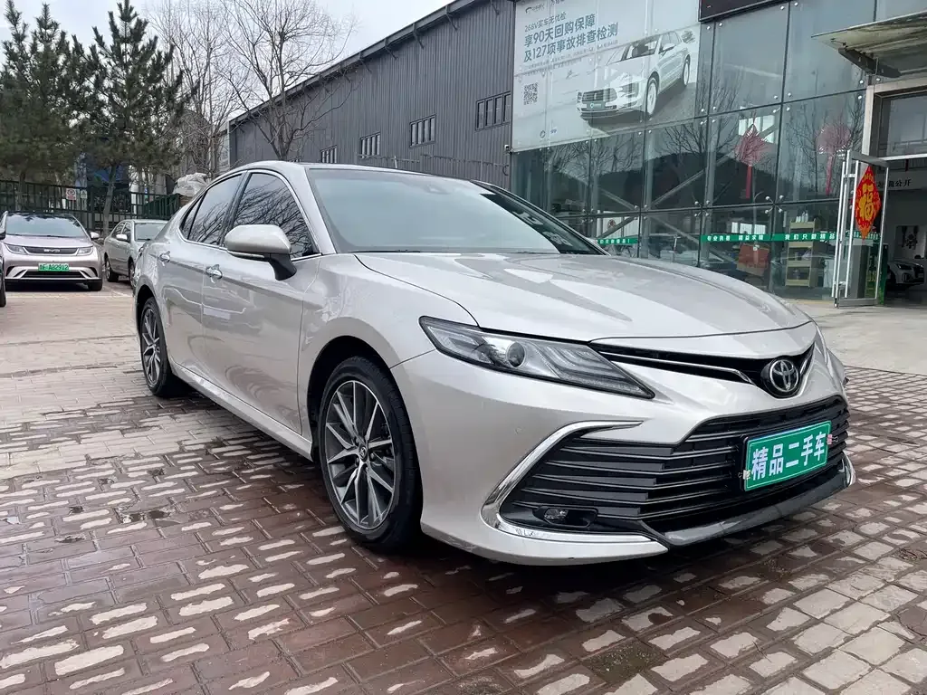 Toyota Camry 2022 из CN, фото 8