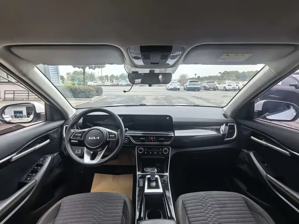 Kia Seltos 2025 из CN, фото 7