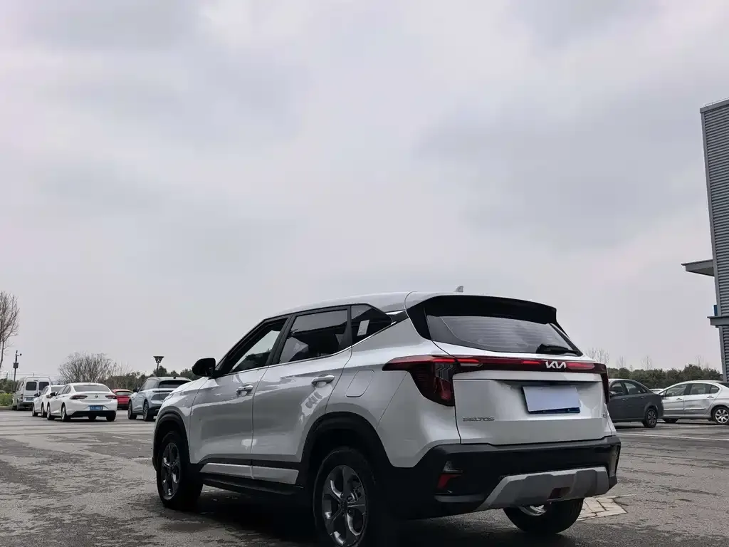 Kia Seltos 2025 из CN, фото 2