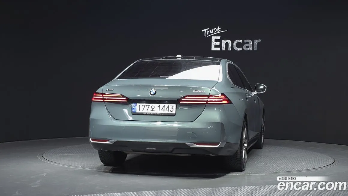 BMW 5-Series 2024 из KR, фото 5