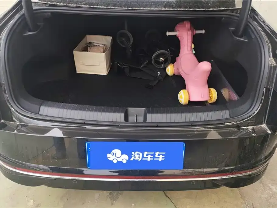 Volkswagen Magotan 2025 из CN, фото 5