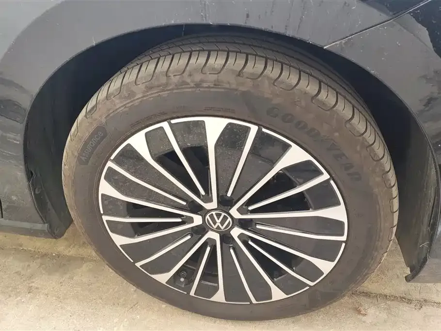 Volkswagen Magotan 2025 из CN, фото 4