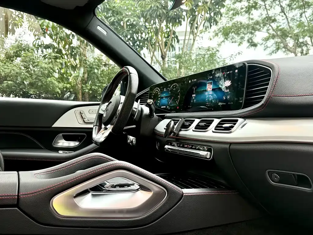 Mercedes-Benz GLE AMG — фото 7