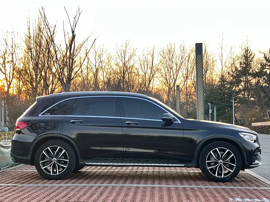Mercedes-Benz GLC — фото 7