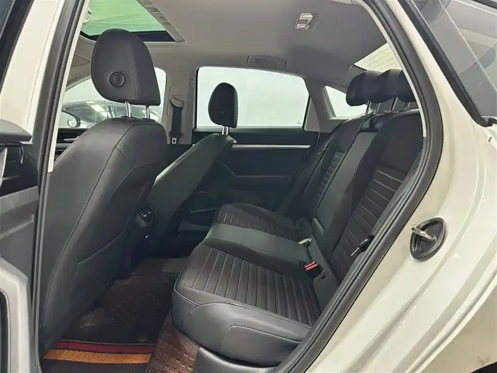 Volkswagen Lavida 2023 из CN, фото 6