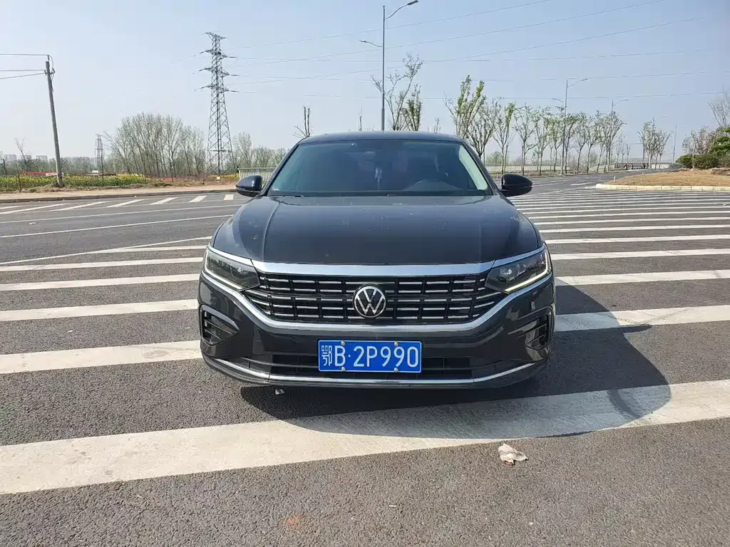 Volkswagen Passat — фото 7
