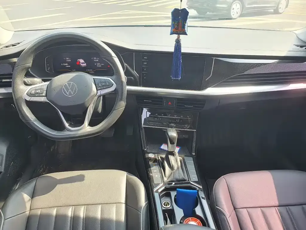 Volkswagen Passat — фото 4