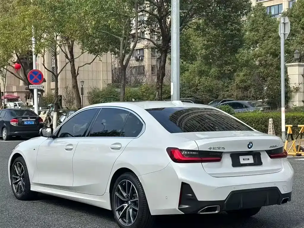 BMW 3 Series 2023 из CN, фото 5