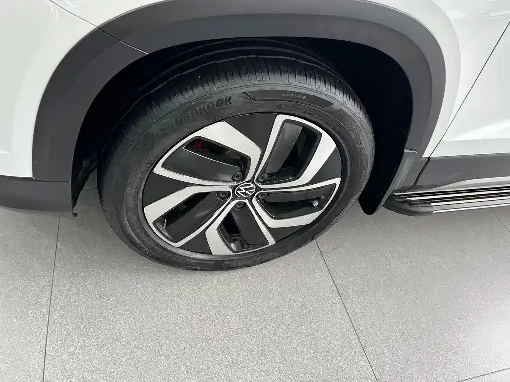 Volkswagen Tharu — фото 8