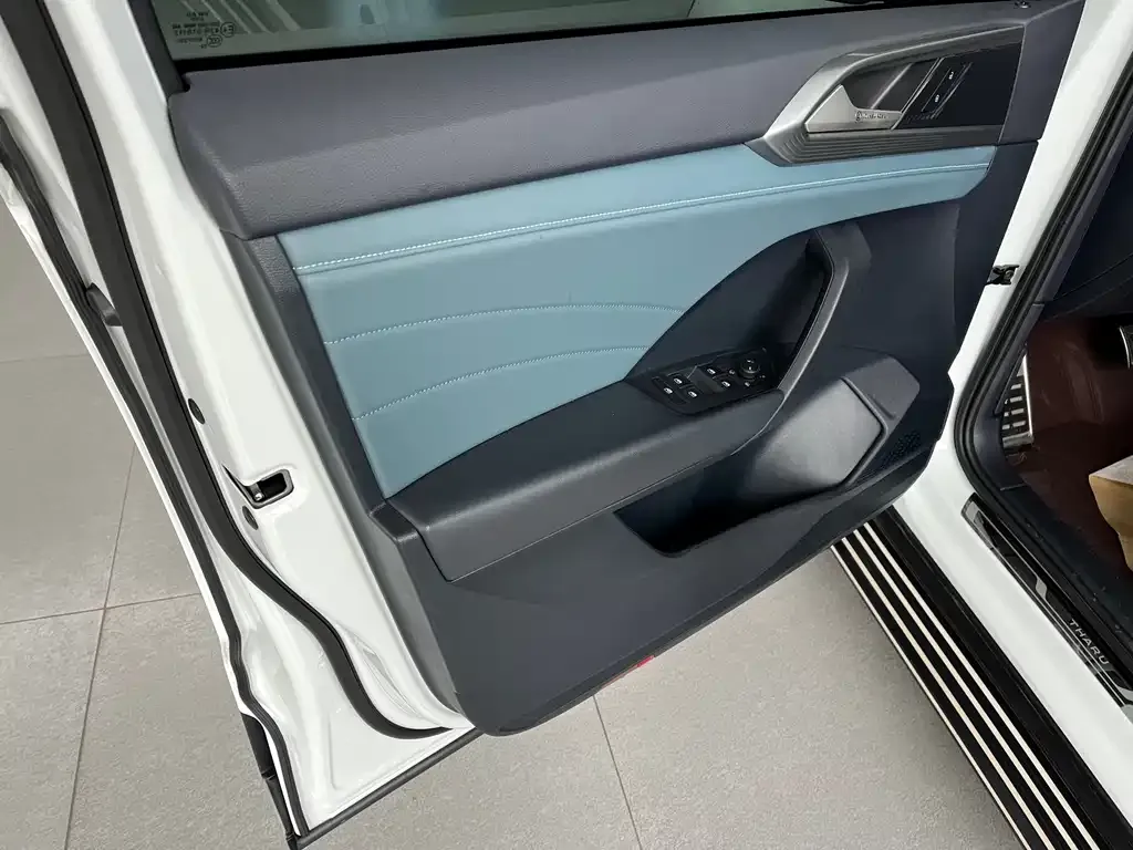 Volkswagen Tharu — фото 6