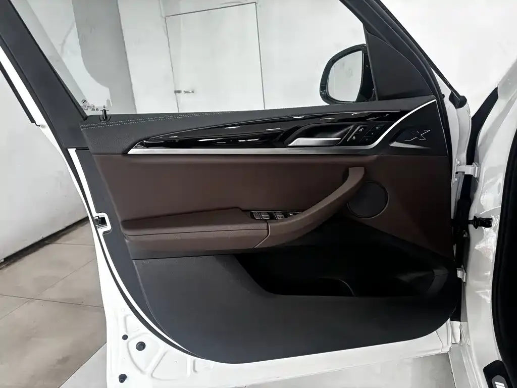 BMW X3 2025 из CN, фото 8