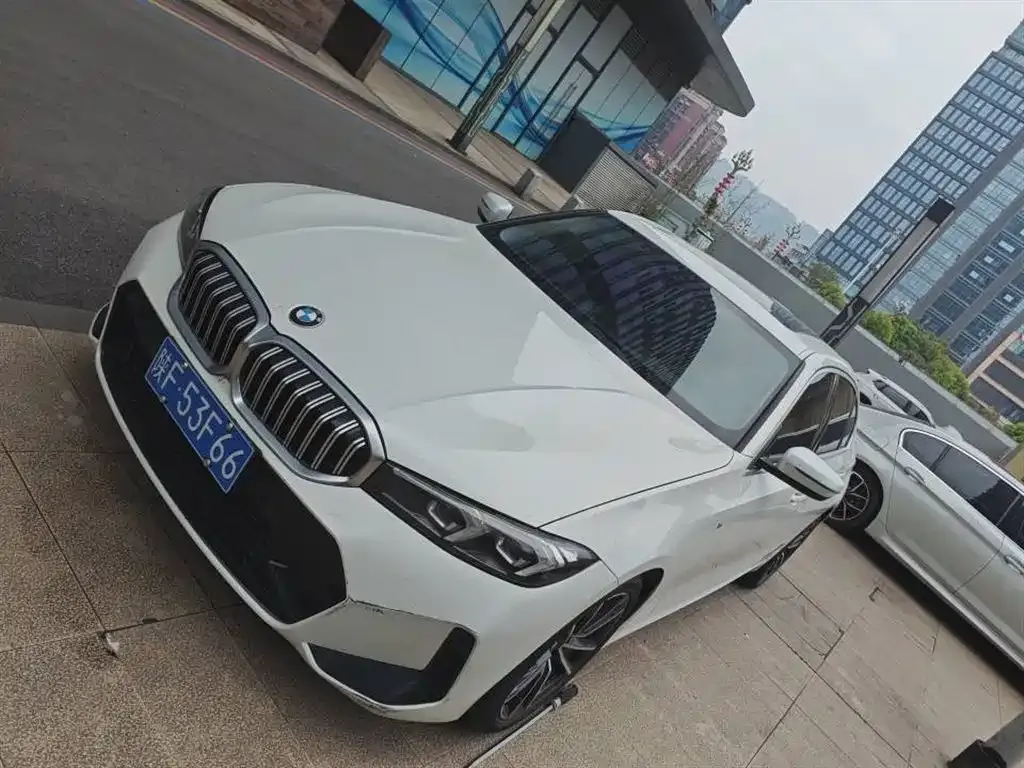 BMW 3 Series — фото 1
