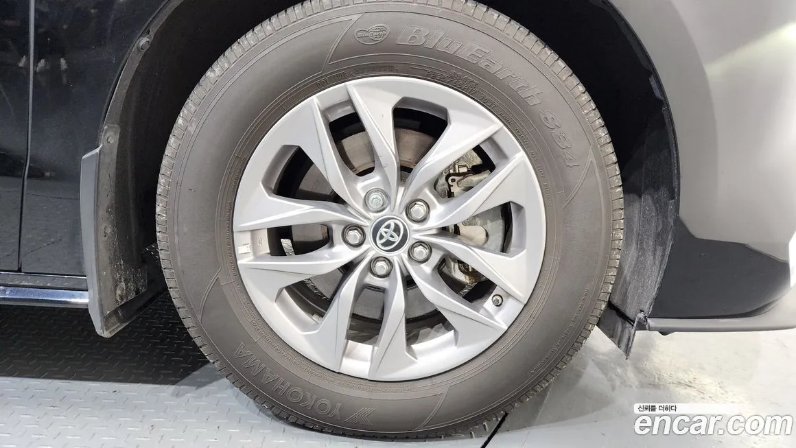 Toyota Sienna 2021 из KR, фото 10