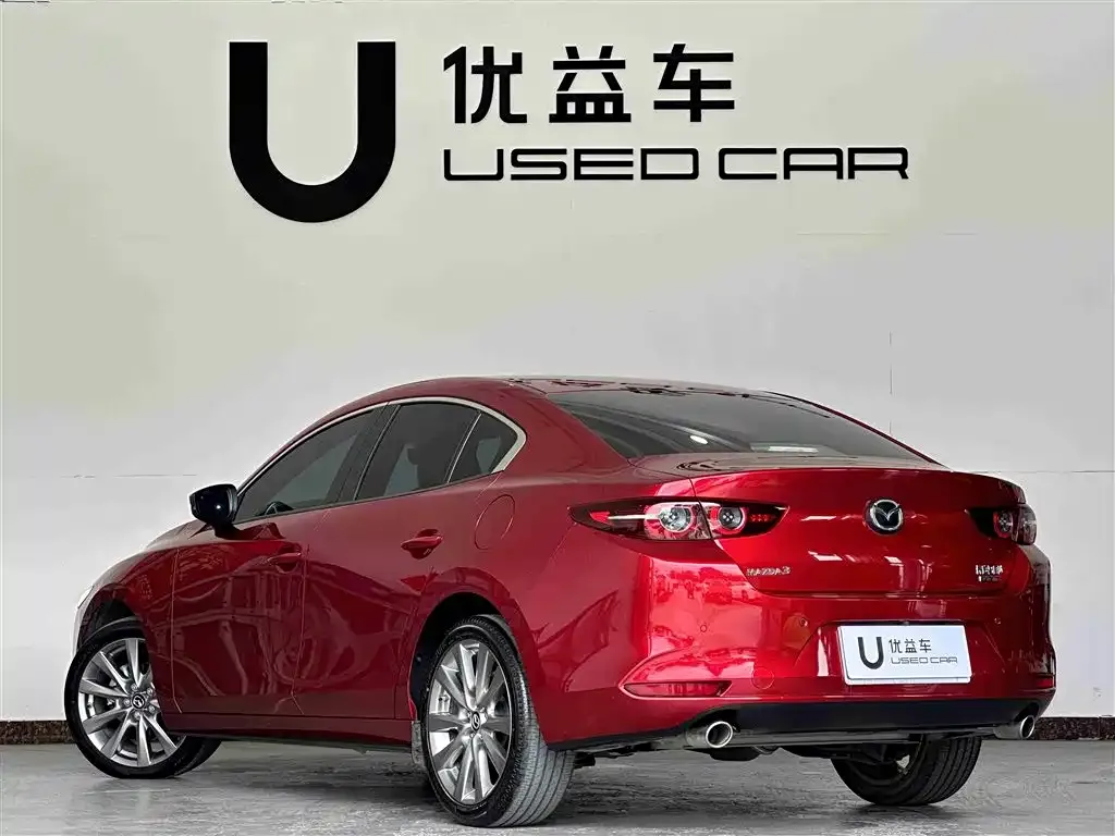 Mazda 3 Axela — фото 4