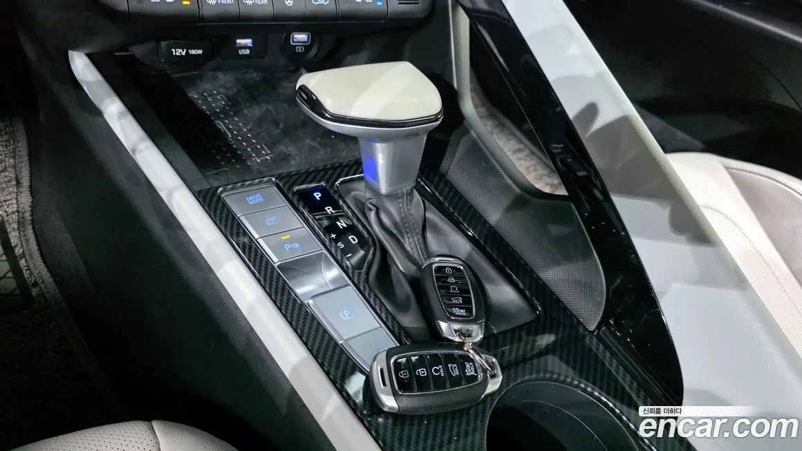 Hyundai AVANTE — фото 7