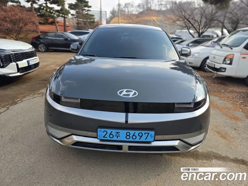 Hyundai Ioniq5 — фото 1