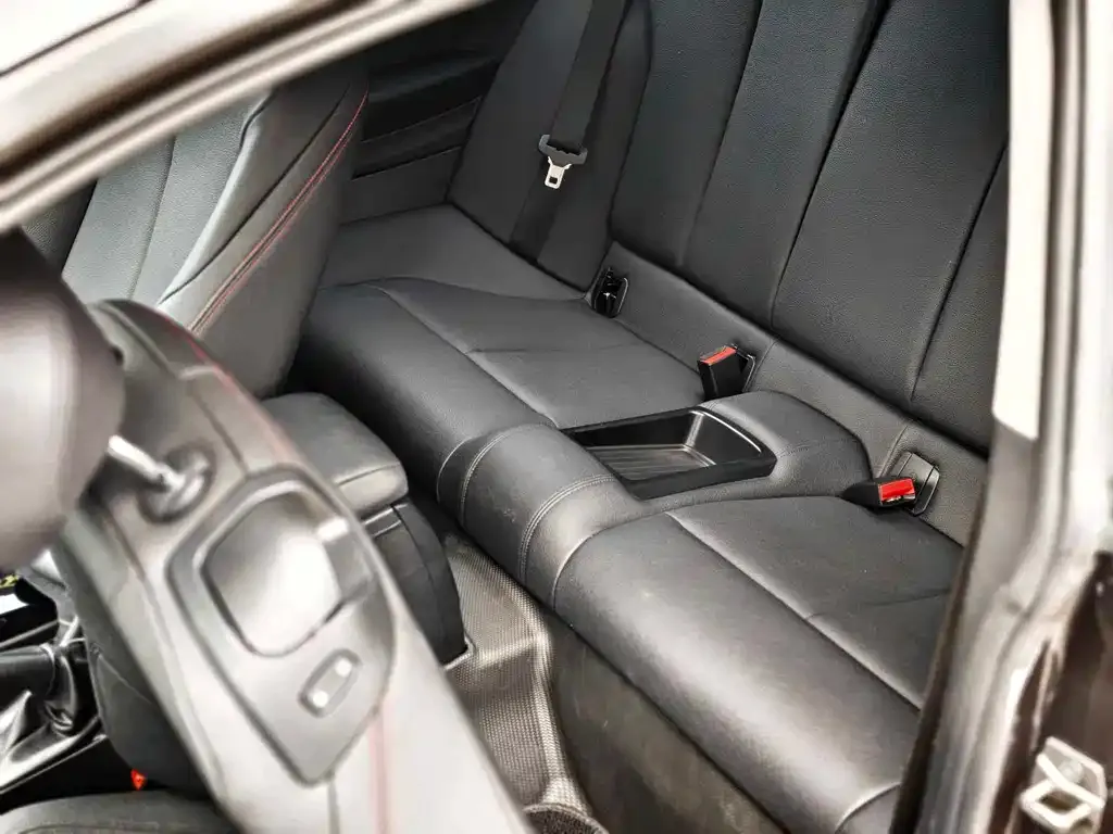 BMW 2 Series (Import) — фото 4