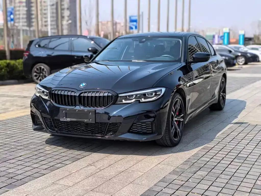 BMW 3 Series — фото 1