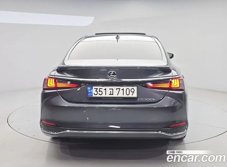 Lexus ES 2023 из KR, фото 5