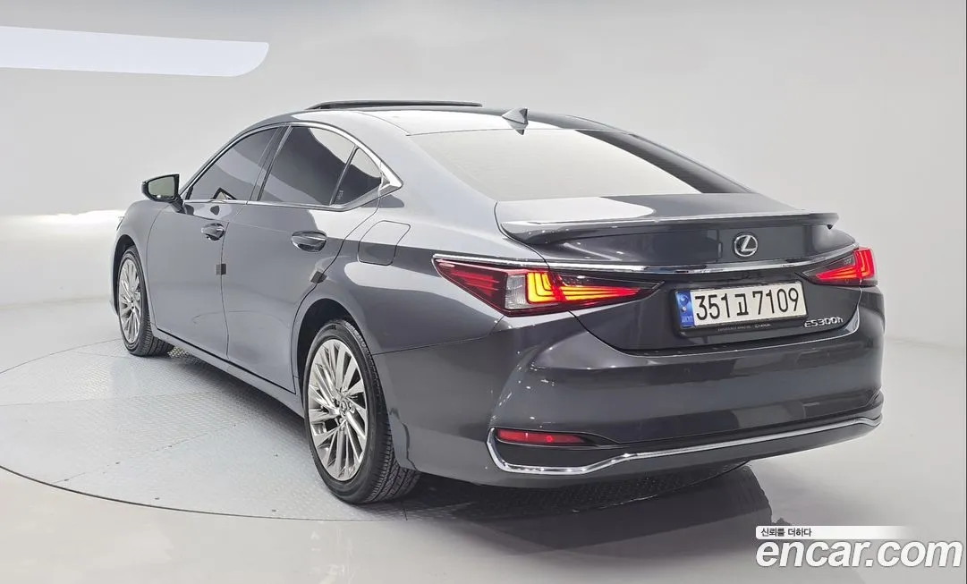 Lexus ES 2023 из KR, фото 2