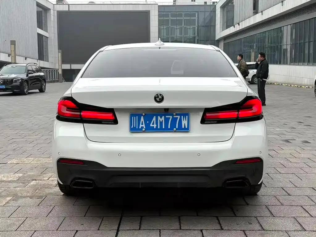 BMW 5 Series (Import) — фото 4
